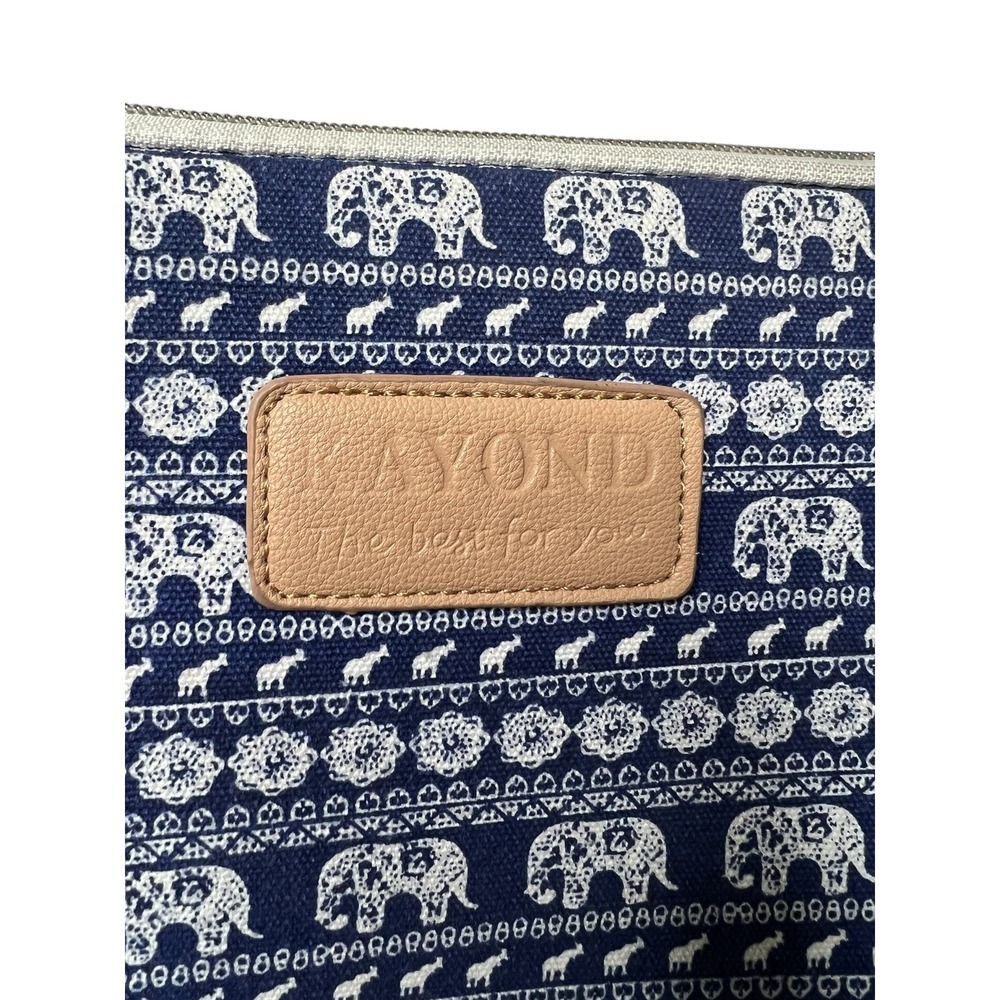 Kayond Blue Elephant Print Padded Laptop Sleeve Case 13-14 Inch Bohemian Canvas - Picture 3 of 6